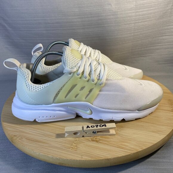 Nike Air Presto Triple White Shoes Sneakers Size 6 Youth/7.5Womens/6Mens A0704 - Picture 1 of 7